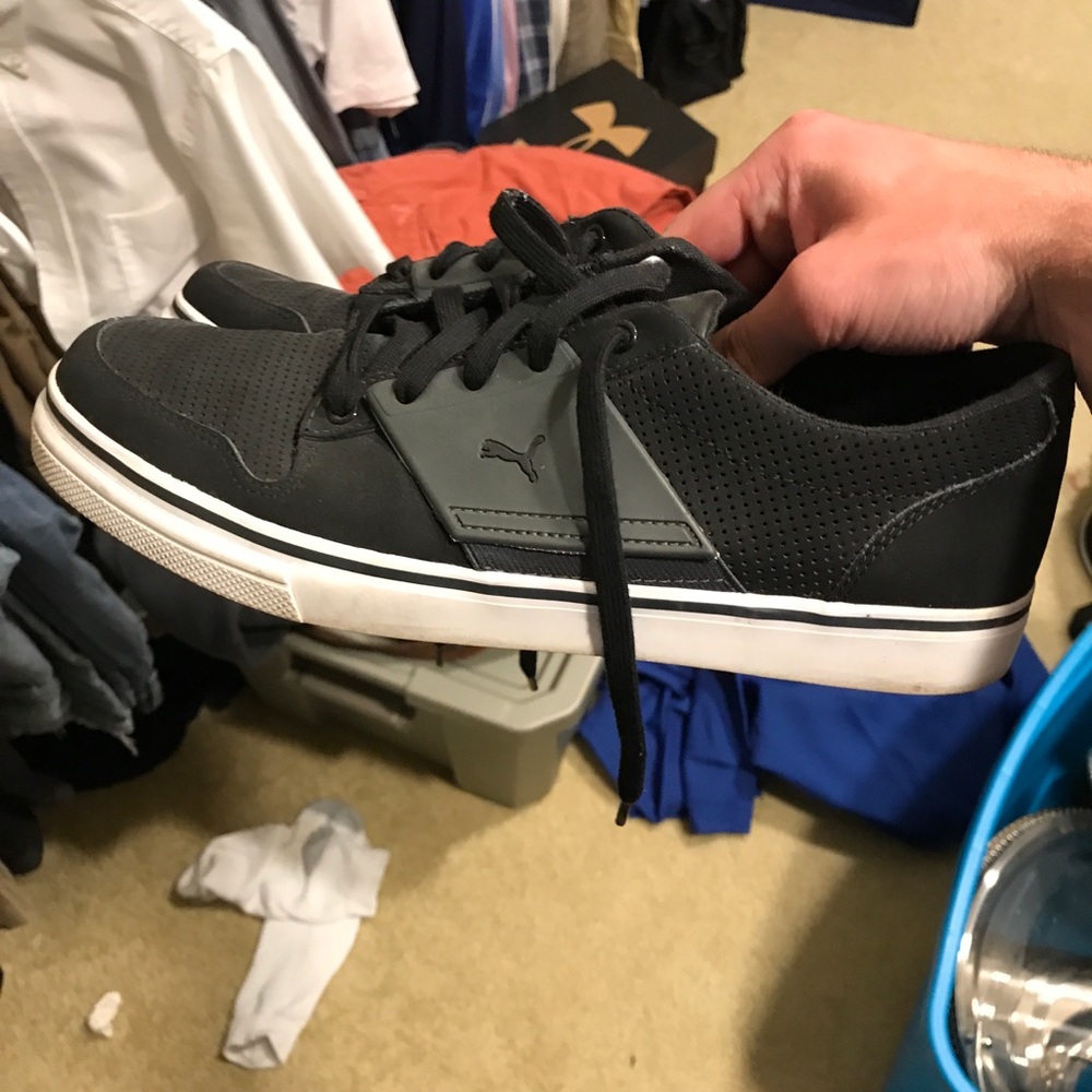 Puma Sneakers